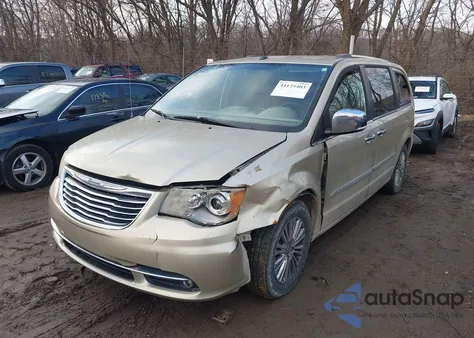 2011 Chrysler Town & Country Limited from USA, damaged, VIN 2A4RR6DG9BR758719